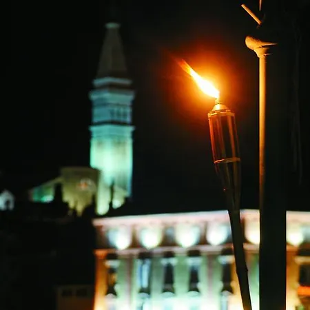 דירה Alice רוביני