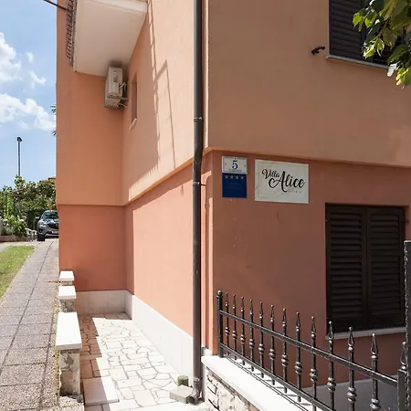 Alice Apartman